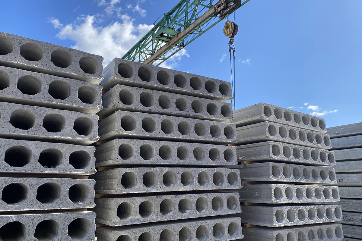 ПЛИТИ ПЕРЕКРИТТЯ БАГАТОПУСТОТНІ ширина-1500мм висота-220мм 5